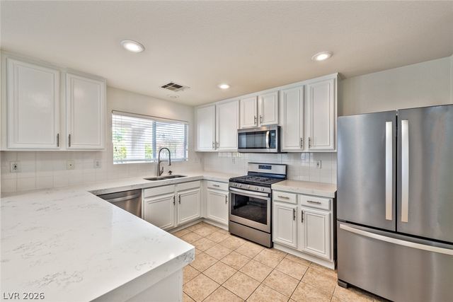 508 Lacabana Beach Drive, Las Vegas, NV 89138