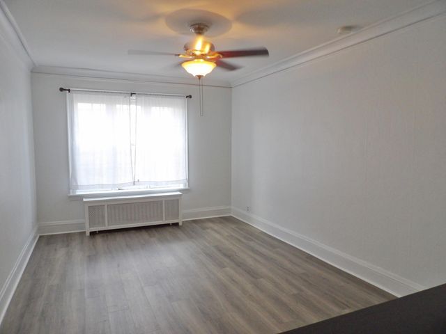 1820 1st Avenue S 107, Minneapolis, MN 55403