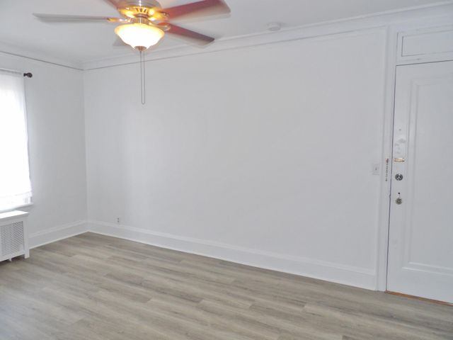 1820 1st Avenue S 107, Minneapolis, MN 55403