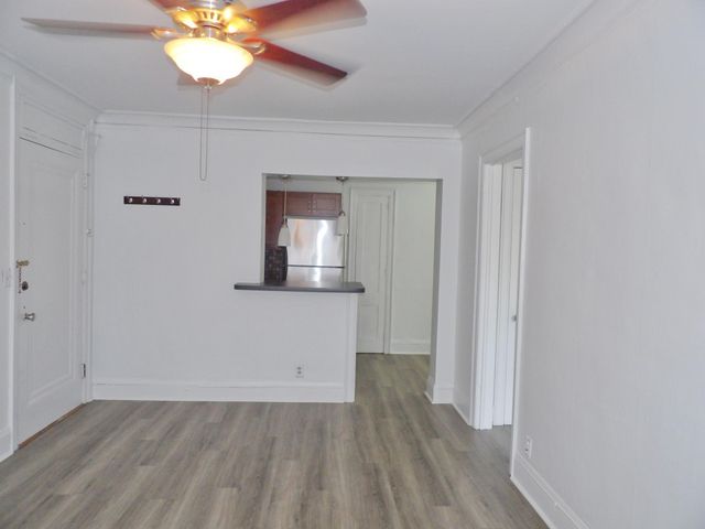 1820 1st Avenue S 107, Minneapolis, MN 55403