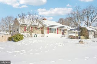 217 SOUTHERLAND DR, New Castle, DE 19720