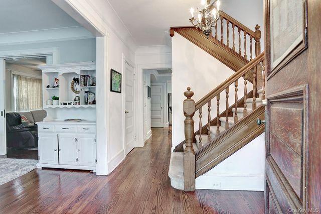 73 E Maple Avenue, Suffern, NY 10901
