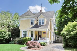73 E Maple Avenue, Suffern, NY 10901
