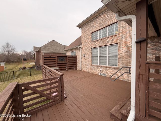 615 Ashbourne Dr, Shelbyville, KY 40065