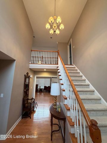 615 Ashbourne Dr, Shelbyville, KY 40065