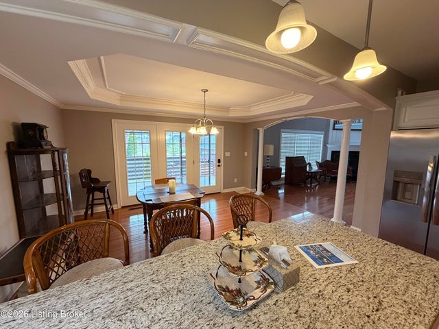 615 Ashbourne Dr, Shelbyville, KY 40065