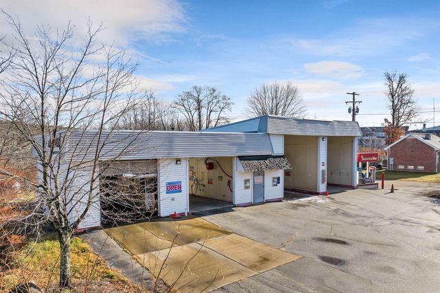 329 Daniel Webster Highway, Meredith, NH 03253