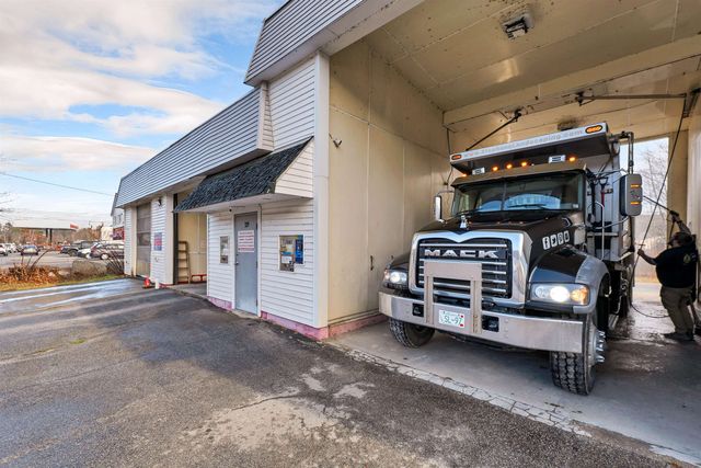 329 Daniel Webster Highway, Meredith, NH 03253