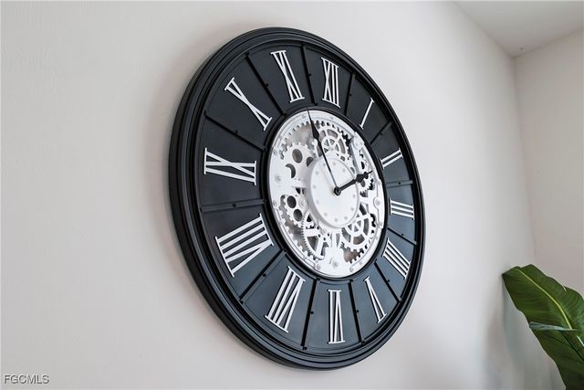 2016 NW 1st AVE, Cape Coral, FL 33993