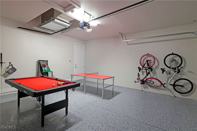 2016 NW 1st AVE, Cape Coral, FL 33993