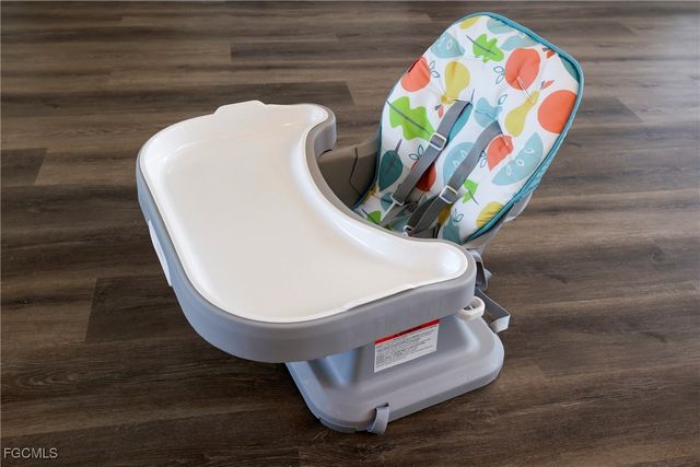 2016 NW 1st AVE, Cape Coral, FL 33993