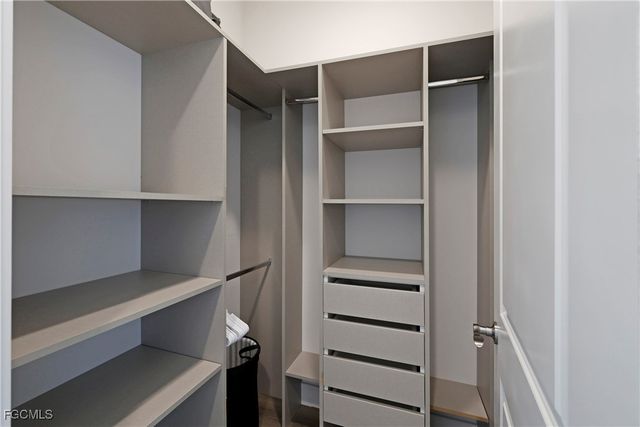 2016 NW 1st AVE, Cape Coral, FL 33993