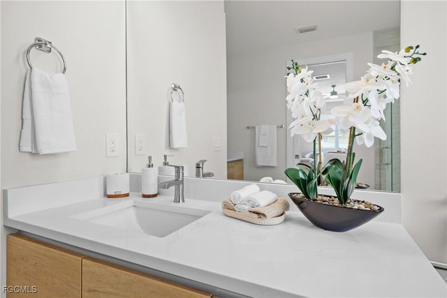 2016 NW 1st AVE, Cape Coral, FL 33993