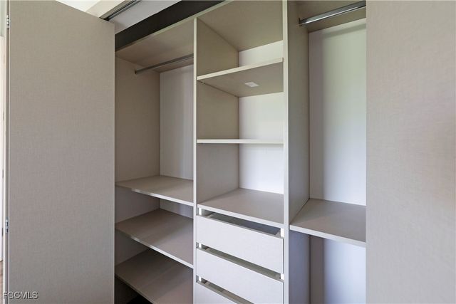 2016 NW 1st AVE, Cape Coral, FL 33993