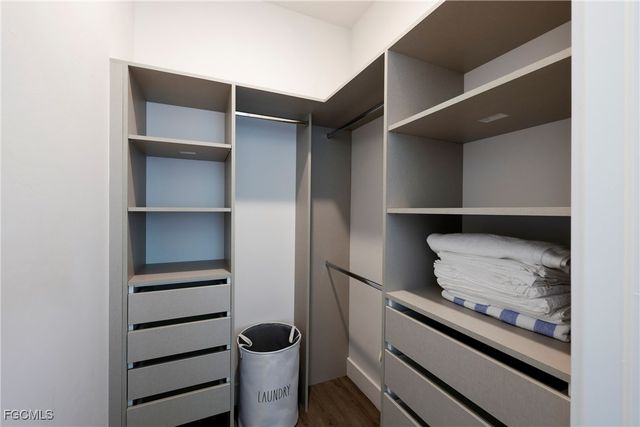 2016 NW 1st AVE, Cape Coral, FL 33993