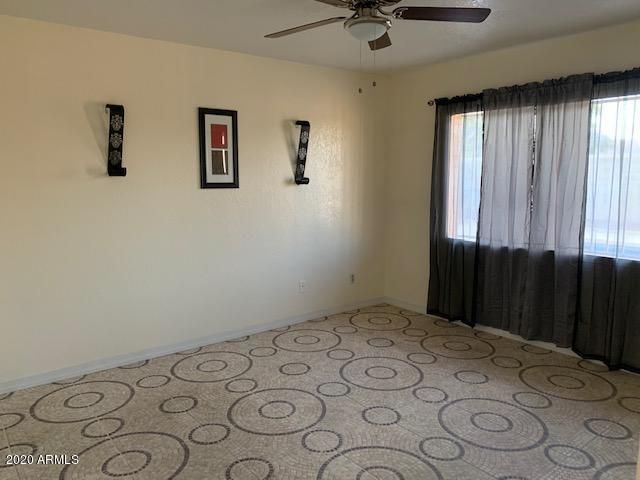 8214 W SELLS Drive, Phoenix, AZ 85033