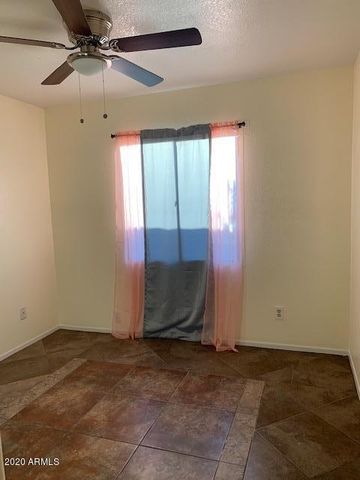 8214 W SELLS Drive, Phoenix, AZ 85033