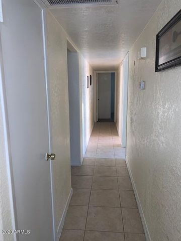 8214 W SELLS Drive, Phoenix, AZ 85033
