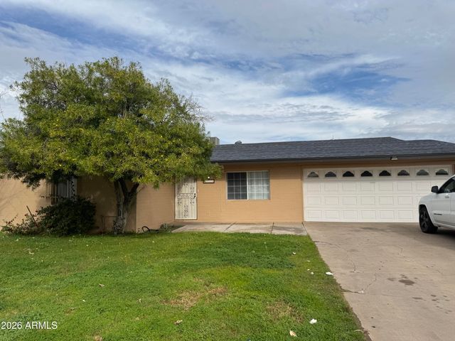 8214 W SELLS Drive, Phoenix, AZ 85033