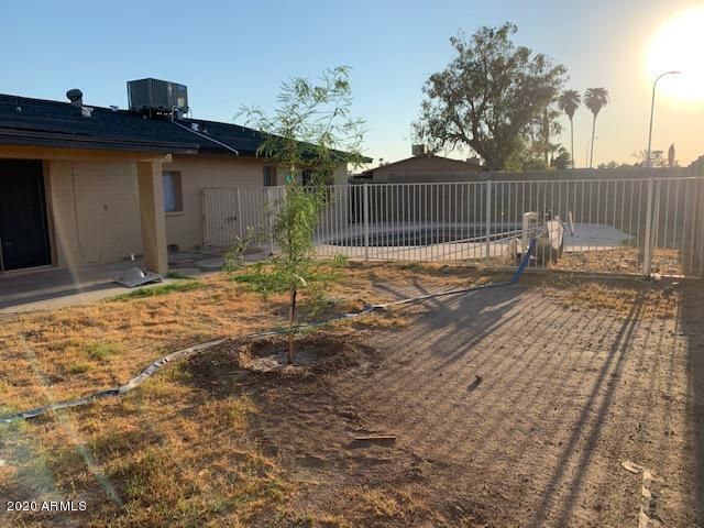 8214 W SELLS Drive, Phoenix, AZ 85033