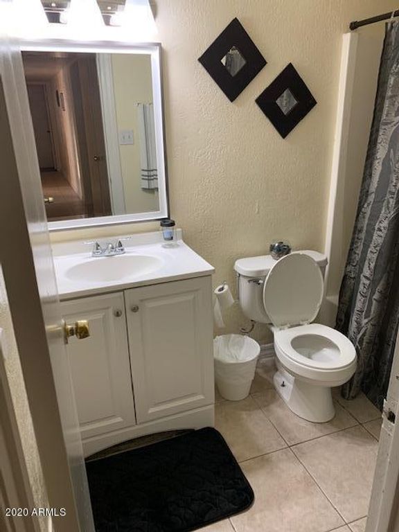 8214 W SELLS Drive, Phoenix, AZ 85033 — photo 4