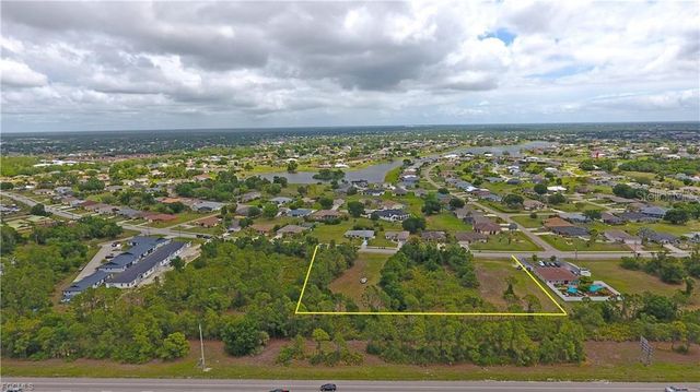 1249 CAPRICORN BOULEVARD, Punta Gorda, FL 33983