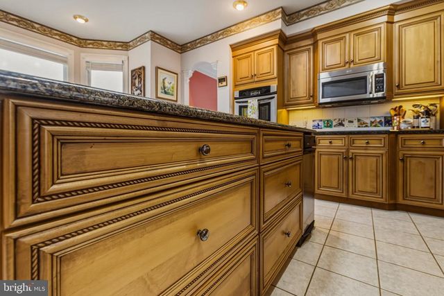 485 BEALL AVE, Luray, VA 22835