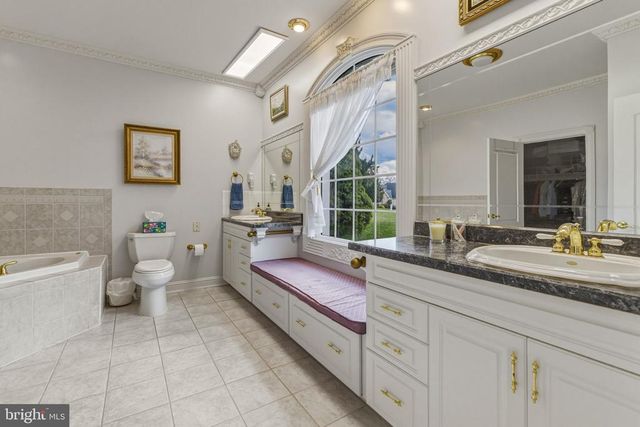 485 BEALL AVE, Luray, VA 22835