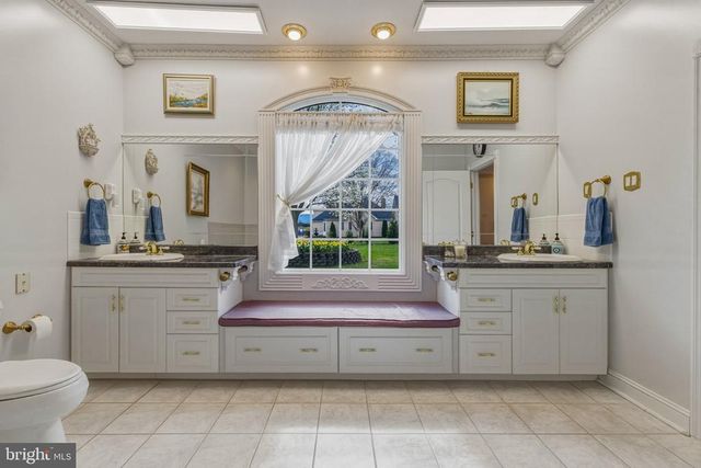 485 BEALL AVE, Luray, VA 22835