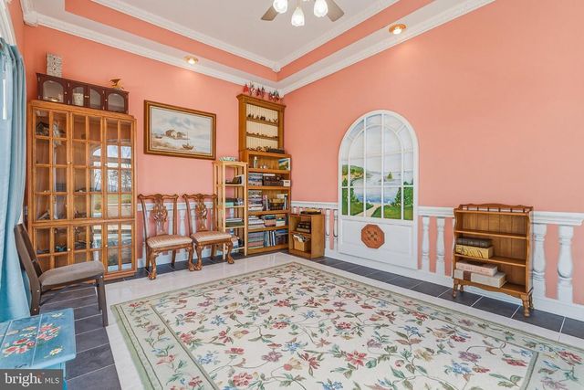 485 BEALL AVE, Luray, VA 22835