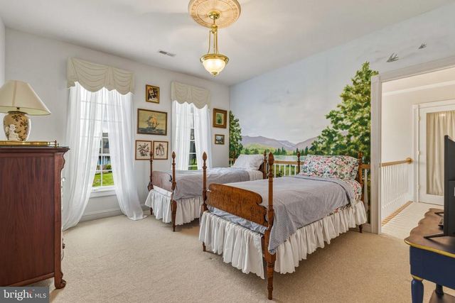 485 BEALL AVE, Luray, VA 22835