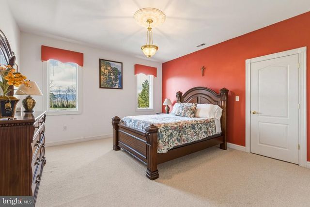 485 BEALL AVE, Luray, VA 22835