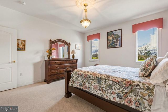 485 BEALL AVE, Luray, VA 22835