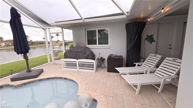 420 NE 9th ST, Cape Coral, FL 33909