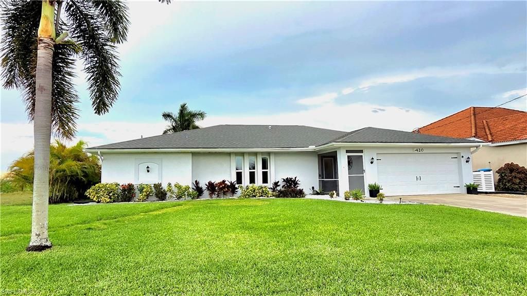 420 NE 9th ST, Cape Coral, FL 33909