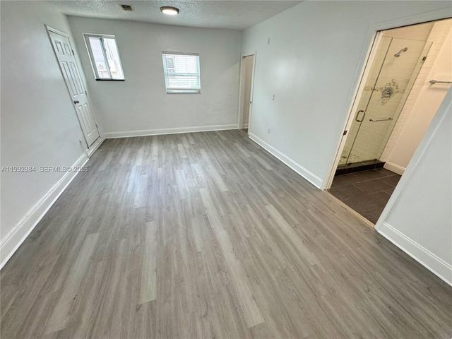 9574 NW 19th Pl, Sunrise, FL 33322