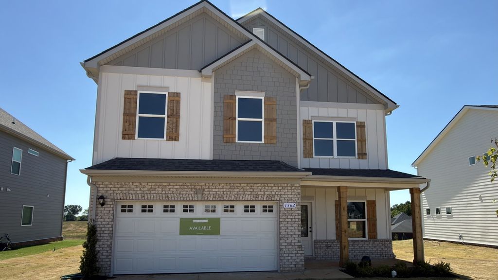 1362 English Oak Drive, Clarksville, TN 37043