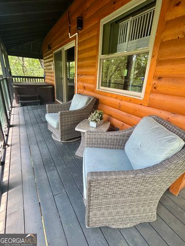 185 Walnut Ridge Drive, Cleveland, GA 30528