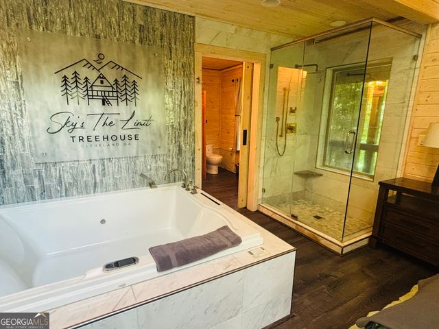 185 Walnut Ridge Drive, Cleveland, GA 30528