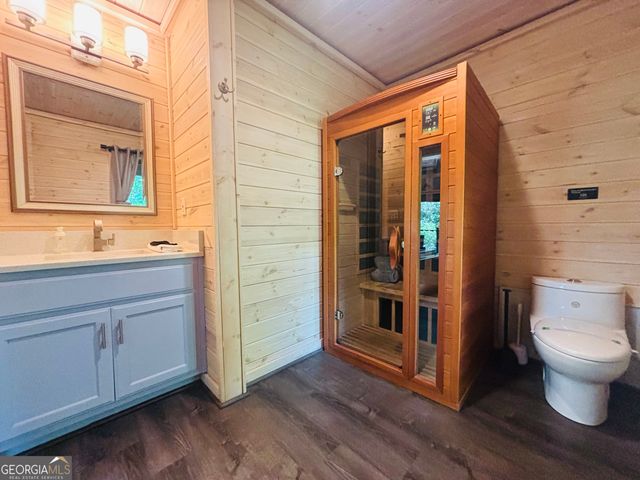 185 Walnut Ridge Drive, Cleveland, GA 30528