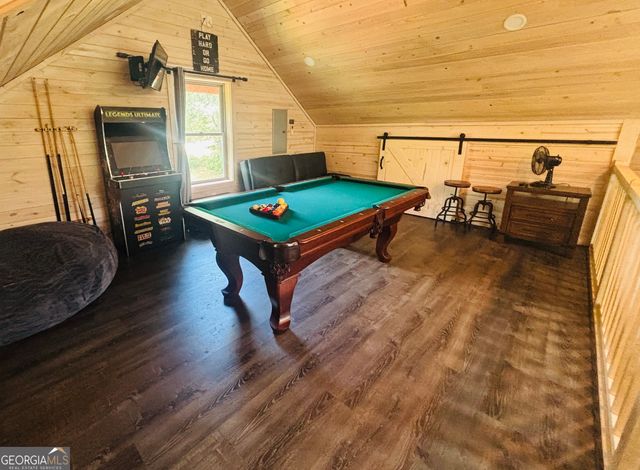 185 Walnut Ridge Drive, Cleveland, GA 30528