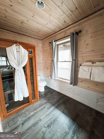 185 Walnut Ridge Drive, Cleveland, GA 30528