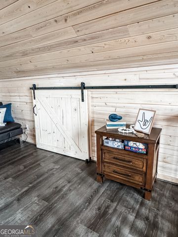 185 Walnut Ridge Drive, Cleveland, GA 30528