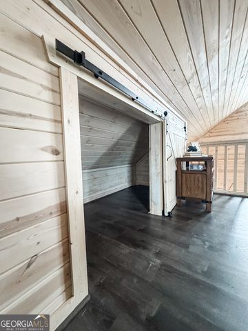 185 Walnut Ridge Drive, Cleveland, GA 30528