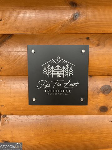 185 Walnut Ridge Drive, Cleveland, GA 30528