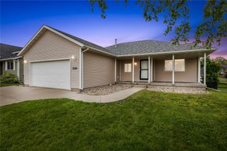 2584 Pleasantview Drive, Marion, IA 52302