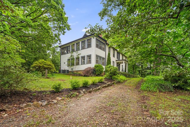 1186 Old US 70 Highway, Black Mountain, NC 28711