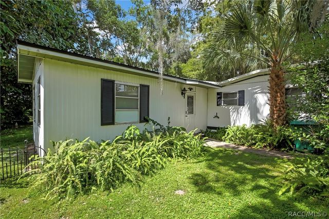 223 N Line Avenue, Inverness, FL 34450