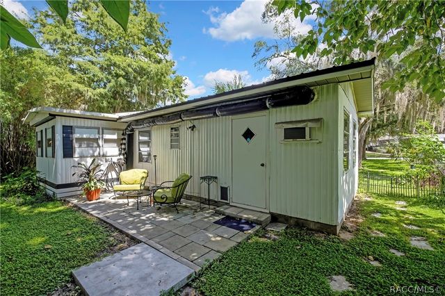 223 N Line Avenue, Inverness, FL 34450