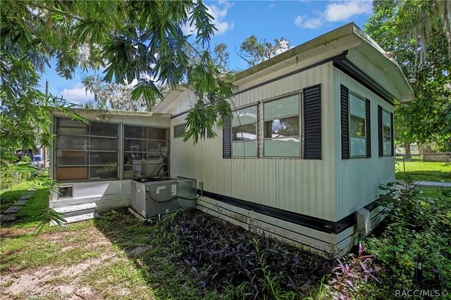 223 N Line Avenue, Inverness, FL 34450